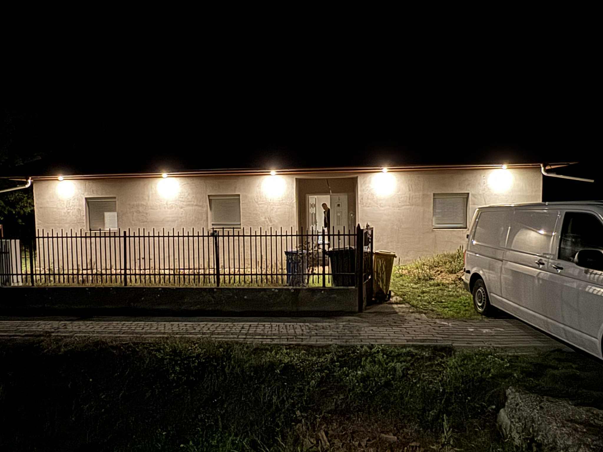 Küldtéri díszvillágítás Küldtéri díszvillágítás